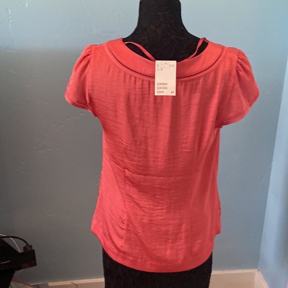 H&M blouse - new with tags - size 10- cap sleeve - - Picture 3 of 4